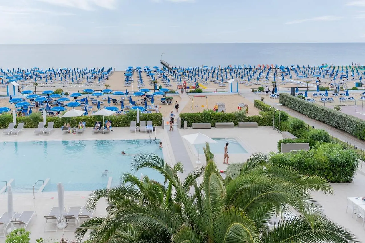 Hotel Orient & Pacific Lido di Jesolo 4*,