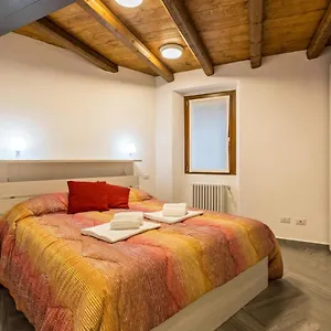 Giulia Apartment Argegno